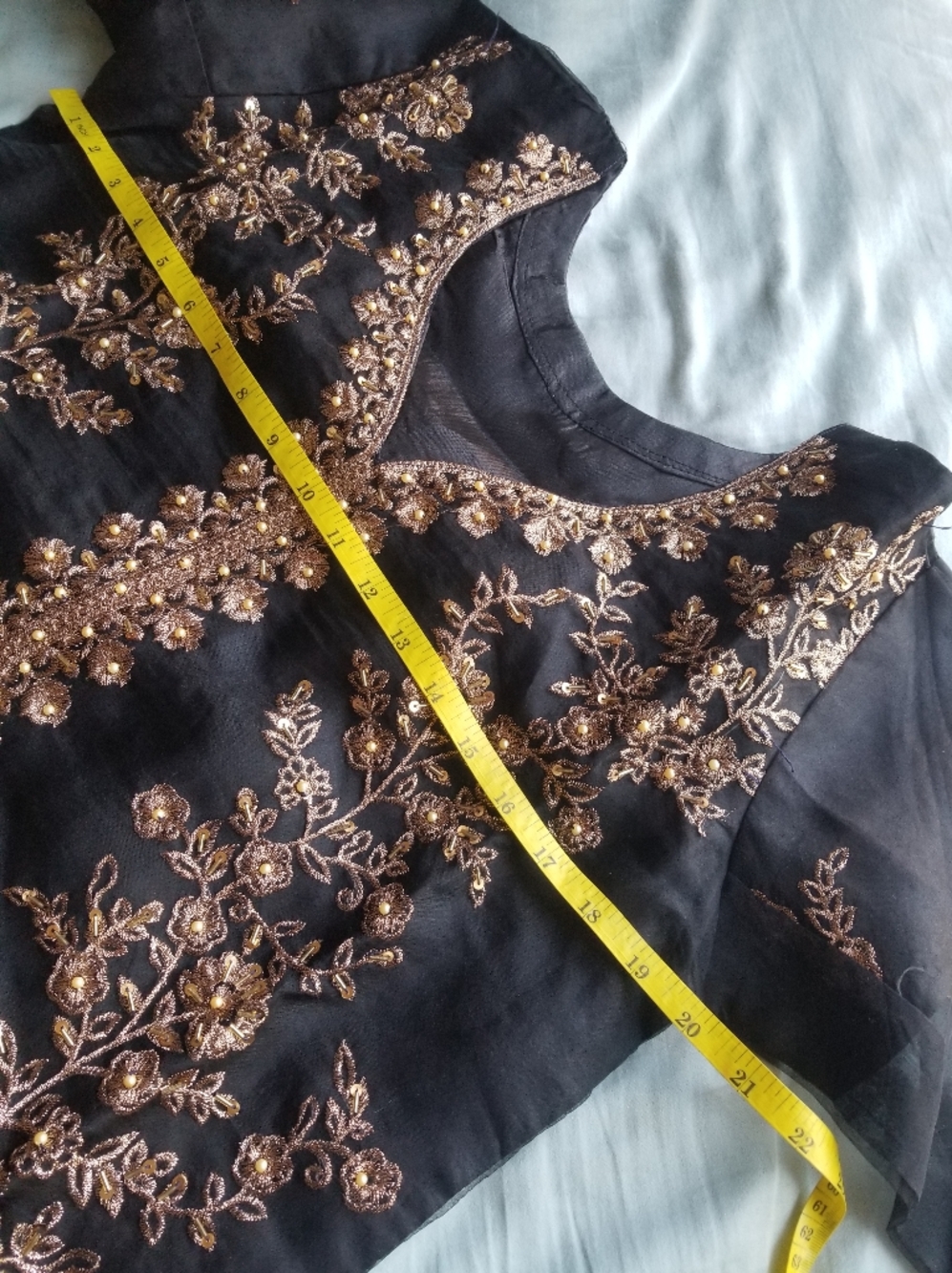 Black Embroidered Salwar Kameez Set with Rose Gold Threadwork NEW - Picture 4 of 5
